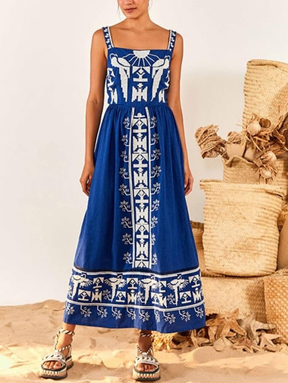 Farm Rio Macaw Embroidery Linen Blend Maxi Dress (Medium) - Excellent Condition